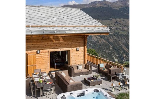 Heremence House | 220 m² House ∙ 5 bedrooms ∙ 10 guests