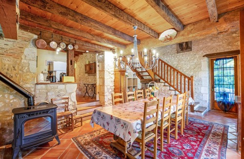 Thenac House | 220 m² House ∙ 6 bedrooms ∙ 16 guests