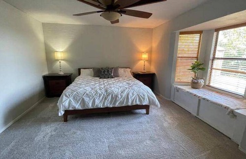 Mineral Wells House | 220 m² House ∙ 4 bedrooms ∙ 8 guests