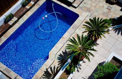 Aston Bay House | 220 m² House ∙ 3 bedrooms ∙ 6 guests