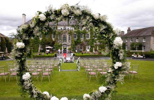 Thomastown Hotel | 223 m² Hotel ∙ 8 guests