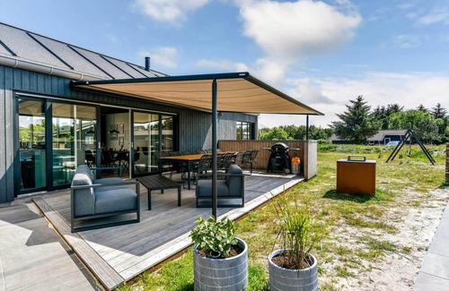 Blavand Strand House | 225 m² House ∙ 5 bedrooms ∙ 10 guests