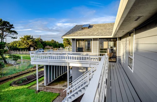 Lincoln Beach House | 228 m² House ∙ 3 bedrooms ∙ 8 guests