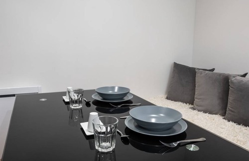 17th Arrondissement Apartment | 23 m² Apartment ∙ 1 bedroom ∙ 2 guests