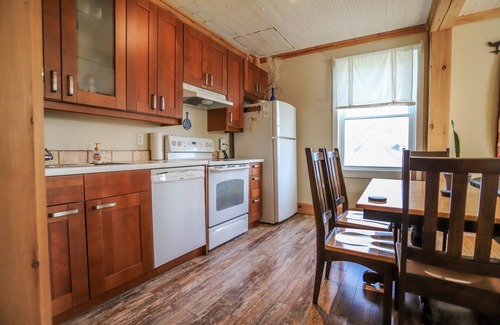 Haliburton House | 23 Maple