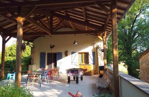 Labastide-du-Haut-Mont House | 230 m² House ∙ 5 bedrooms ∙ 10 guests
