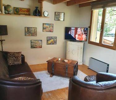 Labastide-du-Haut-Mont House | 230 m² House ∙ 5 bedrooms ∙ 10 guests