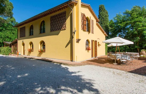 Montopoli in Val d'Arno House | 230 m² House ∙ 5 bedrooms ∙ 10 guests
