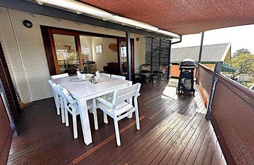 Tugun House | 230 m² House ∙ 3 bedrooms ∙ 7 guests