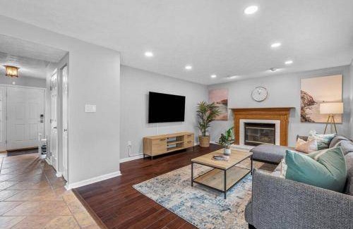 Cranberry Township House | 232 m² House ∙ 5 bedrooms ∙ 11 guests