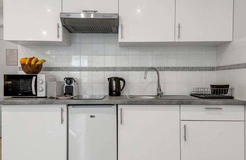 Saint-Fargeau Apartment | 233 Suite Home Paris Concept