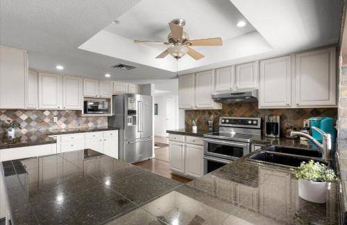 Norma Estates House | 234 m² House ∙ 6 bedrooms ∙ 16 guests