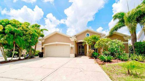River Pointe House | 235 m² House ∙ 4 bedrooms ∙ 12 guests