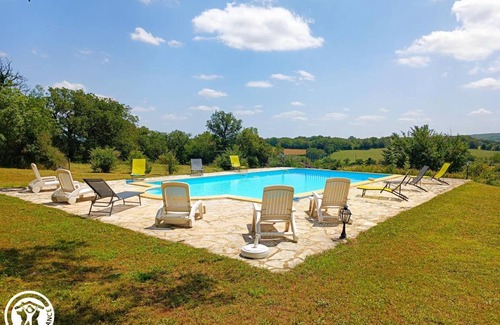 Quissac House | 238 m² Gîte ∙ 6 bedrooms ∙ 14 guests