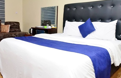 Epetu Hotel | 24-7 Electricity Agore Hotels and Suites Ltd