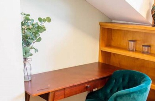 Clintonville House | 24 E. California Ave. · The Vintage Inn - Steps to High St + 2 Car Garage.