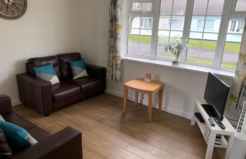 Scurlage Resort | 24 Gower Holiday Village