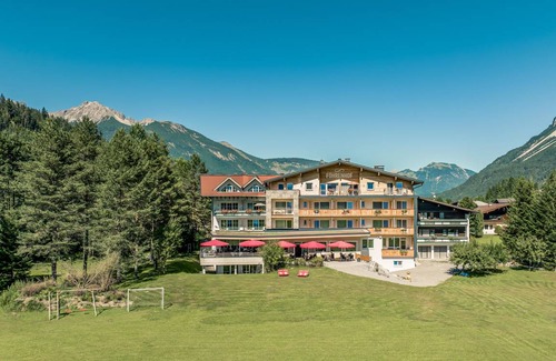 Stanzach Hotel | 24 m² Hotel ∙ 1 bedroom ∙ 2 guests