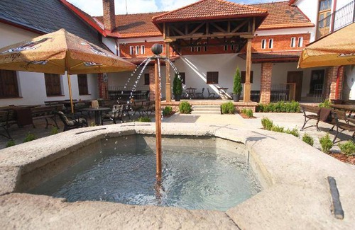 Usti nad Orlici Hotel | 24 m² Hotel ∙ 3 guests