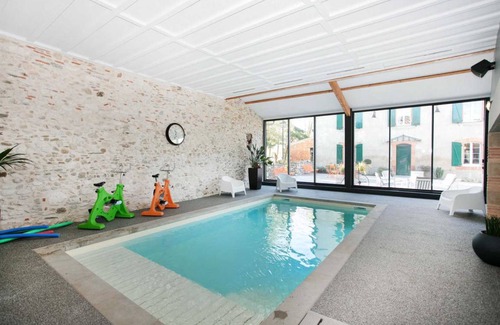 Dourgne House | 240 m² Gîte ∙ 5 bedrooms ∙ 15 guests