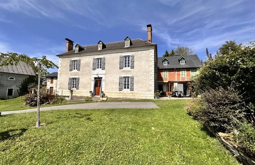 Asson House | 240 m² Gîte ∙ 5 bedrooms ∙ 10 guests