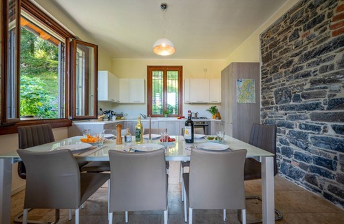 Menaggio House | 240 m² House ∙ 5 bedrooms ∙ 10 guests