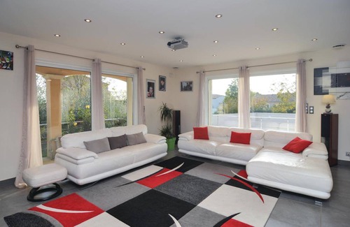 Saint-Gilles House | 240 m² House ∙ 5 bedrooms ∙ 6 guests