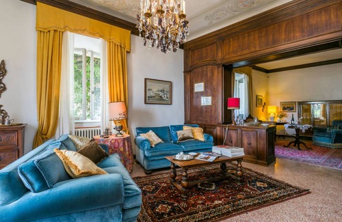 Lari Villa | 240 m² Villa ∙ 1 bedroom ∙ 8 guests
