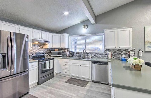 Gun Barrel City House | 242 m² House ∙ 5 bedrooms ∙ 14 guests