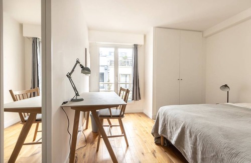Saint-Lambert Resort | 242 m² Private room ∙ 1 bedroom ∙ 1 guest