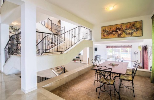 Orasac House | 245 m² Maisonette ∙ 6 bedrooms ∙ 15 guests