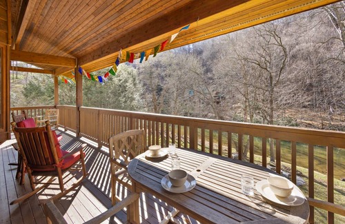 Boone Cabin | 248 m² Cabin ∙ 3 bedrooms ∙ 10 guests