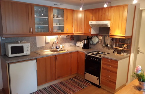 Bruinisse House | 25.-29.8. & from 7.9. again FREE! Family friendly House, 4 P., Fireplace, BBQ, W-LAN