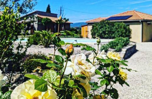 Grospierres Bed & Breakfast | 25 m² Bed and breakfast ∙ 2 guests