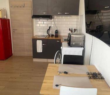 Le Mont-sur-Lausanne Apartment | 25 m² Apartment ∙ 1 bedroom ∙ 2 guests