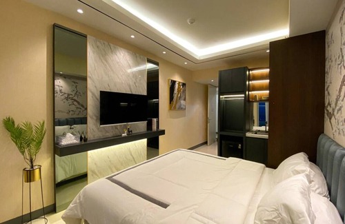 Surabaya House | 25 m² House ∙ 2 guests