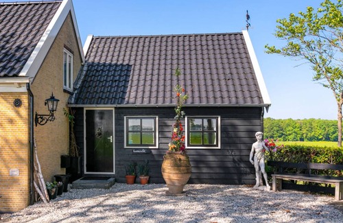 Zuid-Beijerland House | 25 m² House ∙ 1 bedroom ∙ 2 guests