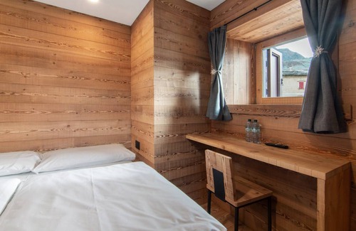 Montespluga Resort | 25 m² Private room ∙ 1 bedroom ∙ 2 guests