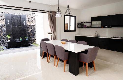 Lembang Resort | 25 m² Resort ∙ 4 bedrooms ∙ 15 guests