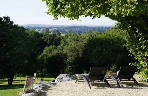 Dompierre-les-Eglises House | 250 m² House ∙ 5 bedrooms ∙ 12 guests