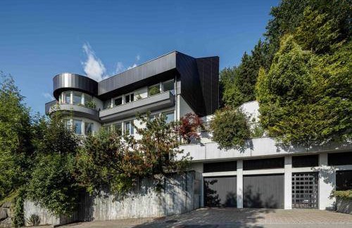 Hergiswil Apartment | 250 m² Apartment ∙ 3 bedrooms ∙ 6 guests