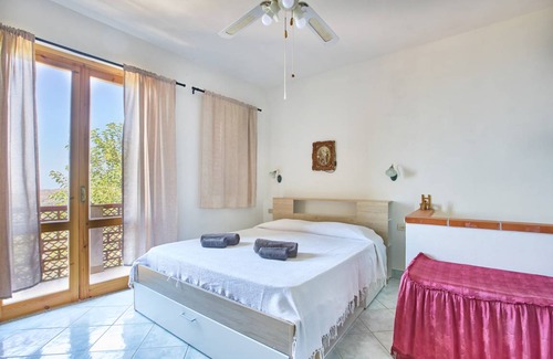 Gioiosa Marea Cottage | 250 m² Cabin ∙ 6 bedrooms ∙ 14 guests