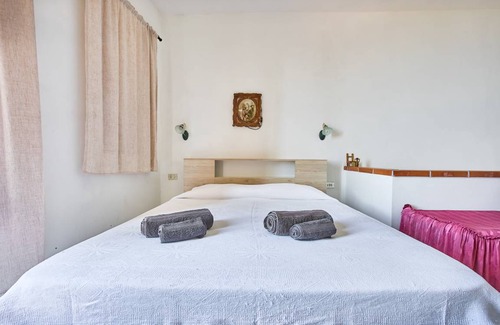 Gioiosa Marea Cottage | 250 m² Cabin ∙ 6 bedrooms ∙ 14 guests