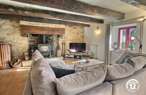 Plumeliau House | 250 m² Gîte ∙ 4 bedrooms ∙ 12 guests
