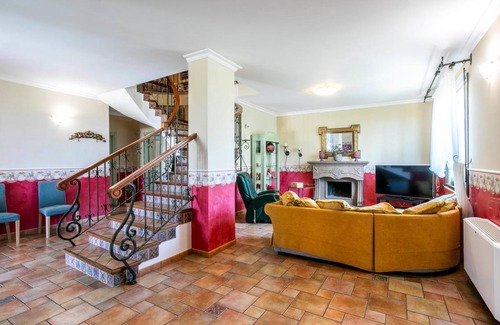 Brucoli House | 250 m² House ∙ 4 bedrooms ∙ 10 guests