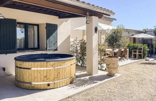 Bagard House | 250 m² House ∙ 4 bedrooms ∙ 14 guests