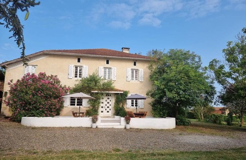 Bergouey House | 250 m² House ∙ 5 bedrooms ∙ 10 guests