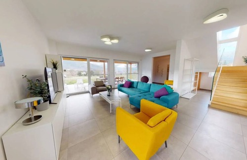 Corfinio House | 250 m² House ∙ 5 bedrooms ∙ 12 guests
