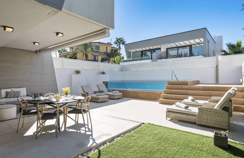 Puerto Banus House | 250 m² House ∙ 5 bedrooms ∙ 10 guests