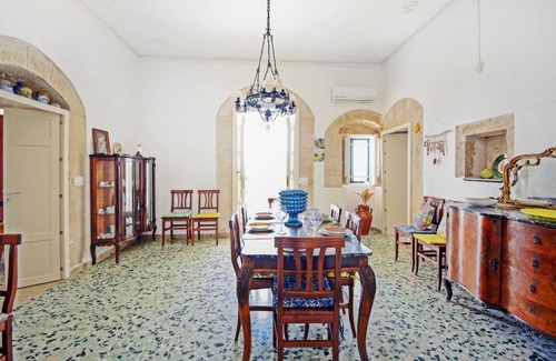Cava dʼAliga House | 250 m² House ∙ 5 bedrooms ∙ 12 guests